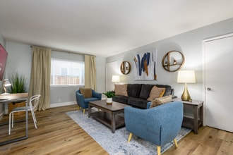 1176 King St in Redwood City, CA - Building Photo - Building Photo