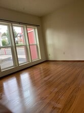 1115 Perry Ave in Bremerton, WA - Building Photo - Building Photo