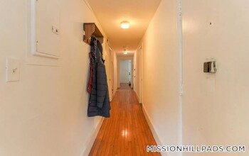 878 Huntington Ave, Unit 2 in Boston, MA - Building Photo - Building Photo