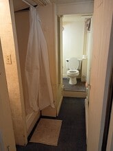 65 13th St, Unit Basement in Troy, NY - Foto de edificio - Building Photo