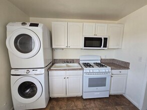 6686-6688 Yucca Ave in Twentynine Palms, CA - Building Photo - Building Photo