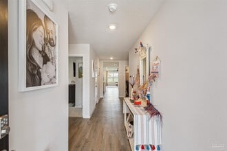 5260 Peach Dr in Milton, FL - Building Photo - Building Photo