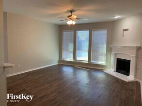1725 Deer Crossing Dr in Arlington, TX - Building Photo - Building Photo