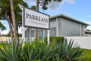 379 47th Ave N in St. Petersburg, FL - Building Photo