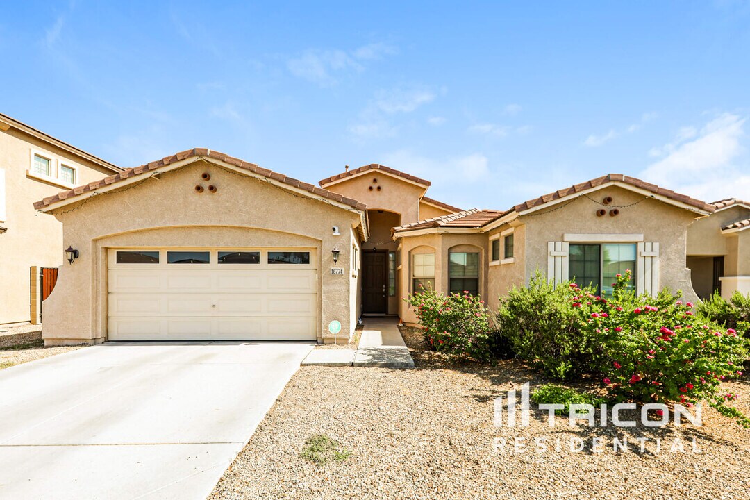 16774 W Hammond St in Goodyear, AZ - Building Photo