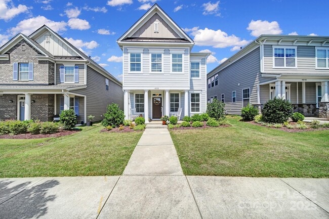 property at 4020 Willow Green Pl