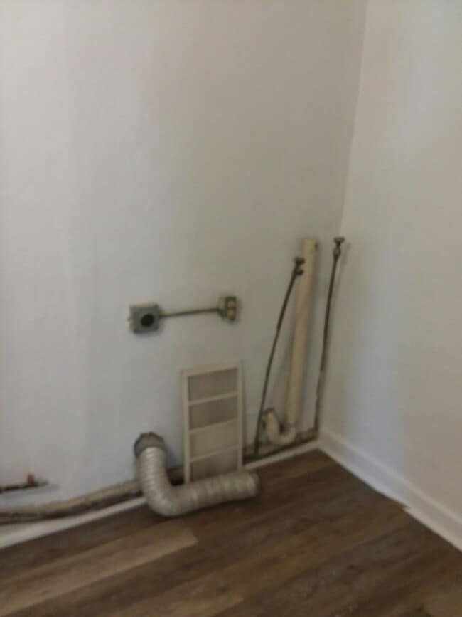 property at 3010 Line Ave