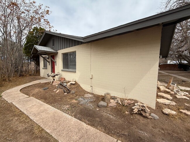 property at 3990 E Yuma Dr