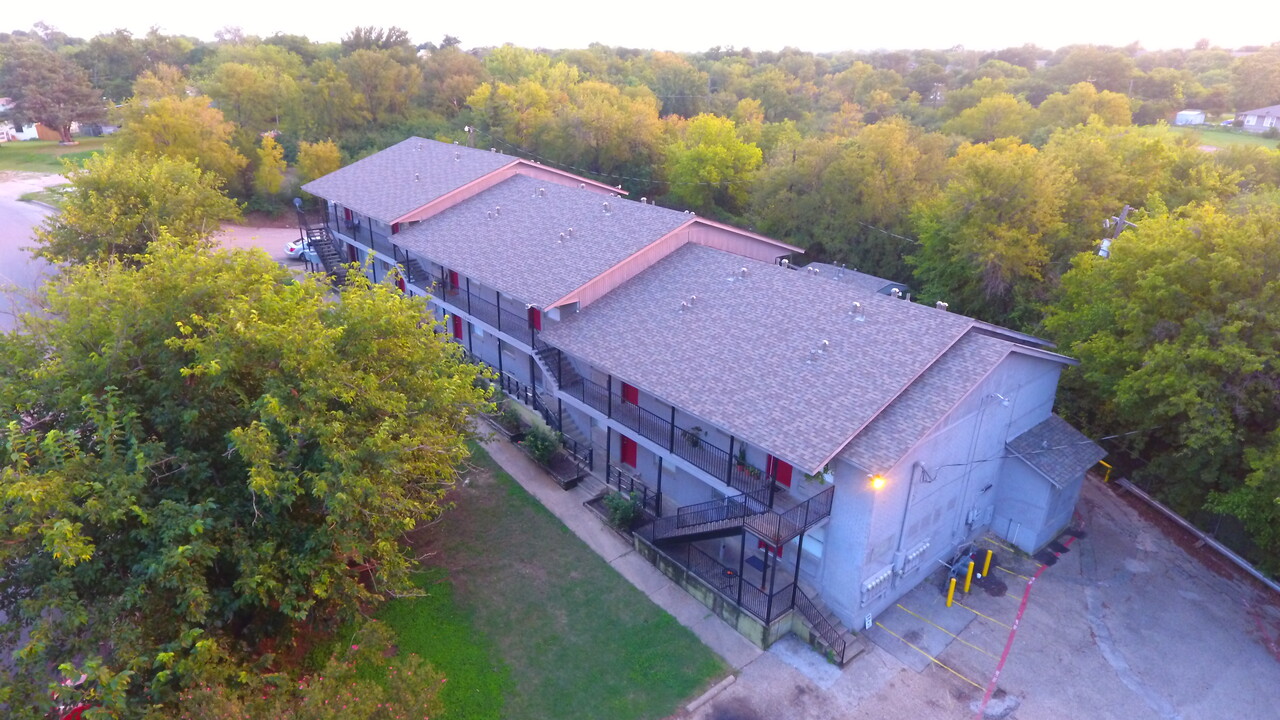 Lake Como Apartments in Fort Worth, TX - Foto de edificio