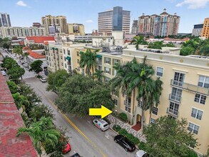 630 S Sapodilla Ave, Unit 121 in West Palm Beach, FL - Building Photo - Building Photo