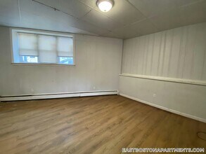 10 Marion St, Unit R in Boston, MA - Foto de edificio - Building Photo