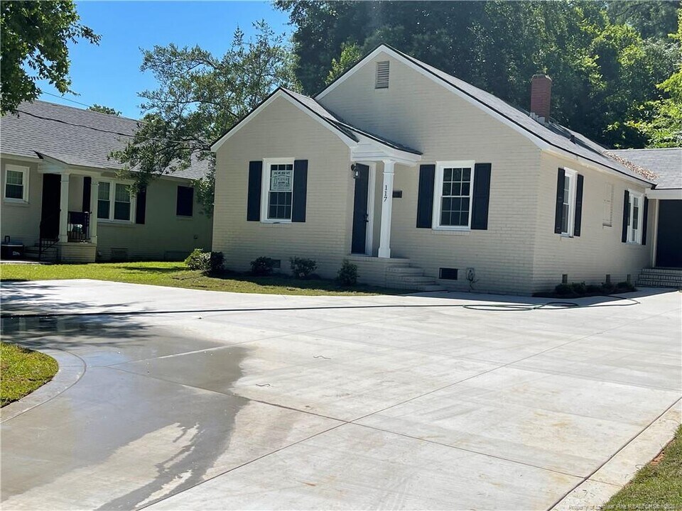 117 N Virginia Ave in Fayetteville, NC - Building Photo