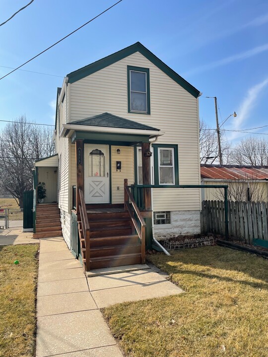 441 N 41st St in Milwaukee, WI - Building Photo