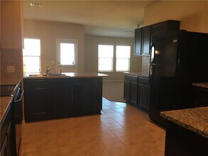 100 Navidad River Dr in Hutto, TX - Building Photo - Building Photo