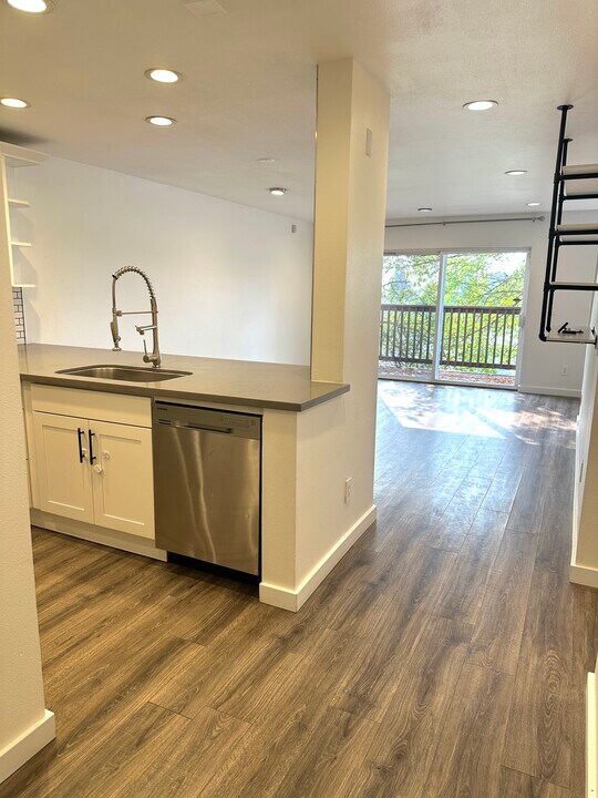 501 23rd Ave S, Unit A2 in Seattle, WA - Building Photo