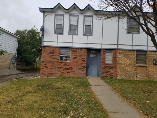4364 S Austin St