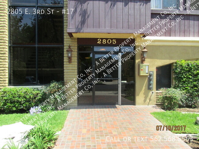 2805 E 3rd St in Long Beach, CA - Foto de edificio - Building Photo