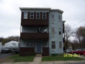 31 Howard St in Leominster, MA - Foto de edificio