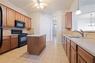 4507 Western Lake Dr in Round Rock, TX - Building Photo - Building Photo