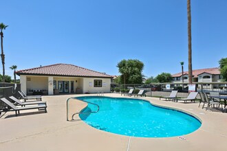 Villa Nueva in Yuma, AZ - Building Photo - Building Photo