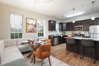 Greene 750 at Bear Tavern (NEW) in Ewing, NJ - Building Photo - Building Photo