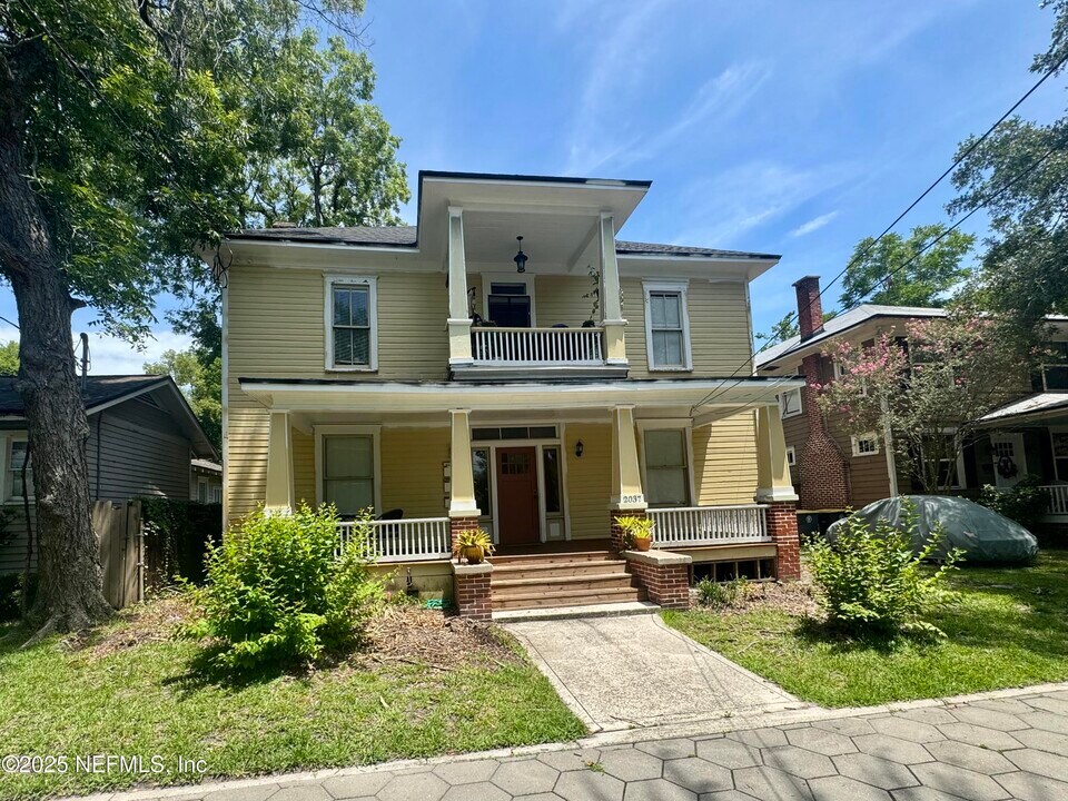 2037 Myra St in Jacksonville, FL - Building Photo