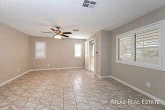 5611 Open Ct in Las Vegas, NV - Building Photo - Building Photo
