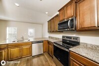 630 Clover Cir photo'