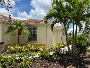 3181 Matecumbe Key Rd in Punta Gorda, FL - Building Photo - Building Photo
