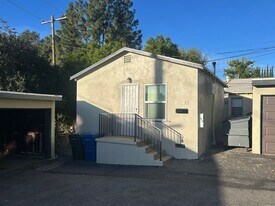 2227 1/2-2232 Mira Vista Ave in Montrose, CA - Building Photo