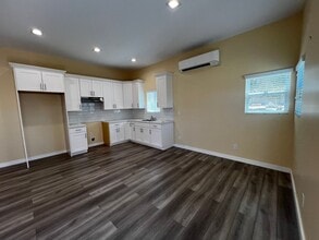 5602 Hoover Ave in Whittier, CA - Building Photo - Building Photo