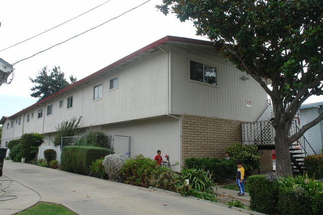 243 Central Ave in Salinas, CA - Foto de edificio - Building Photo