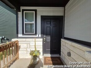 163 Honey Oak Ln in New Braunfels, TX - Building Photo - Building Photo