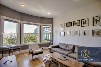 16 Montezuma St in San Francisco, CA - Building Photo - Building Photo