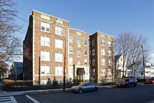 2 Webster St Apartments