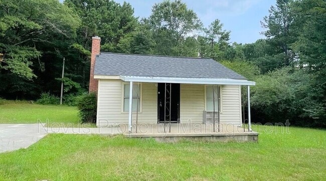 property at 192 Dyer Cir