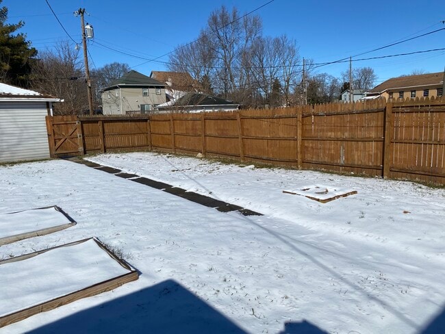 229 Burns Ave in Dayton, OH - Building Photo - Building Photo