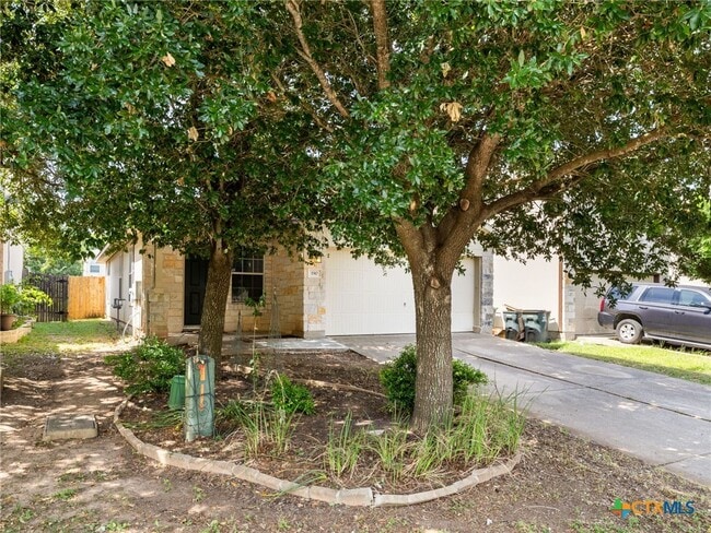 190 Quarter Ave in Buda, TX - Building Photo - Building Photo