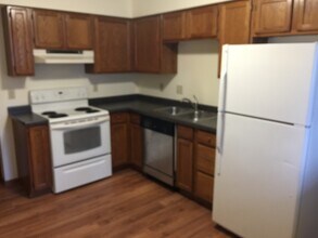 1617 Liberty St, Unit 1617 in Oshkosh, WI - Building Photo - Building Photo