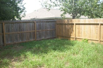 10526 Crescent Moon Dr in Houston, TX - Building Photo - Building Photo