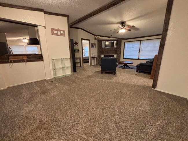 9412 N Elgin Ave in Lubbock, TX - Building Photo - Building Photo