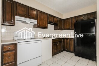 4431 Greenmeadow Ct in Indianapolis, IN - Building Photo - Building Photo