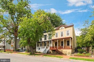 2217 14th St SE in Washington, DC - Building Photo