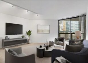 754 N Dearborn St in Chicago, IL - Foto de edificio - Building Photo