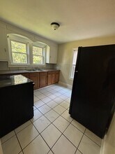 530 Broad St in Murray, KY - Building Photo - Building Photo