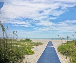 350 Taylor Ave, Unit 5B in Cape Canaveral, FL - Foto de edificio - Building Photo