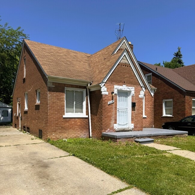 property at 10147 Somerset Ave