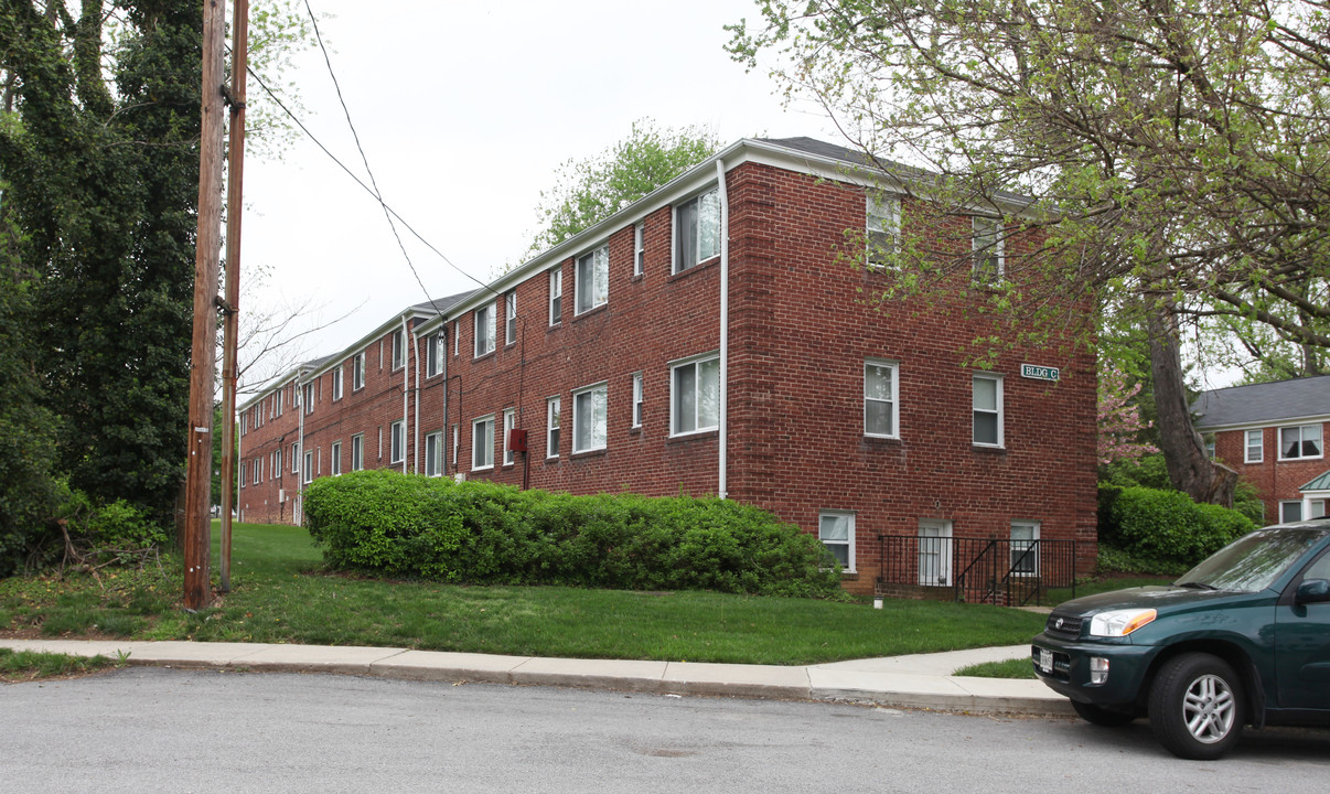 Greenwich Gardens in Baltimore, MD - Foto de edificio