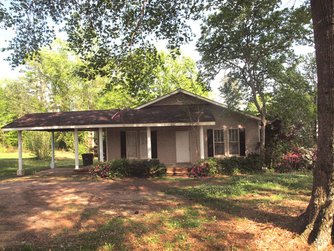 property at 2504 Kavanaugh Rd