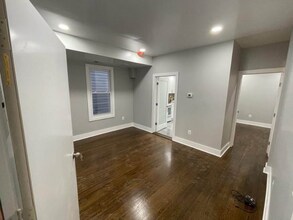 300 N 5th St in Newark, NJ - Building Photo - Building Photo